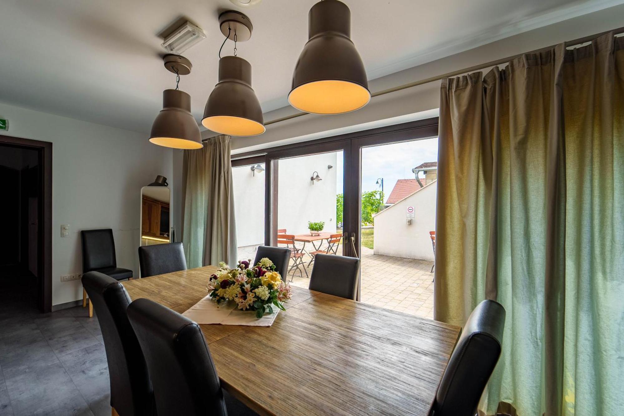 Rókusfalvy Birtok Vendégház Etyek Esterno foto